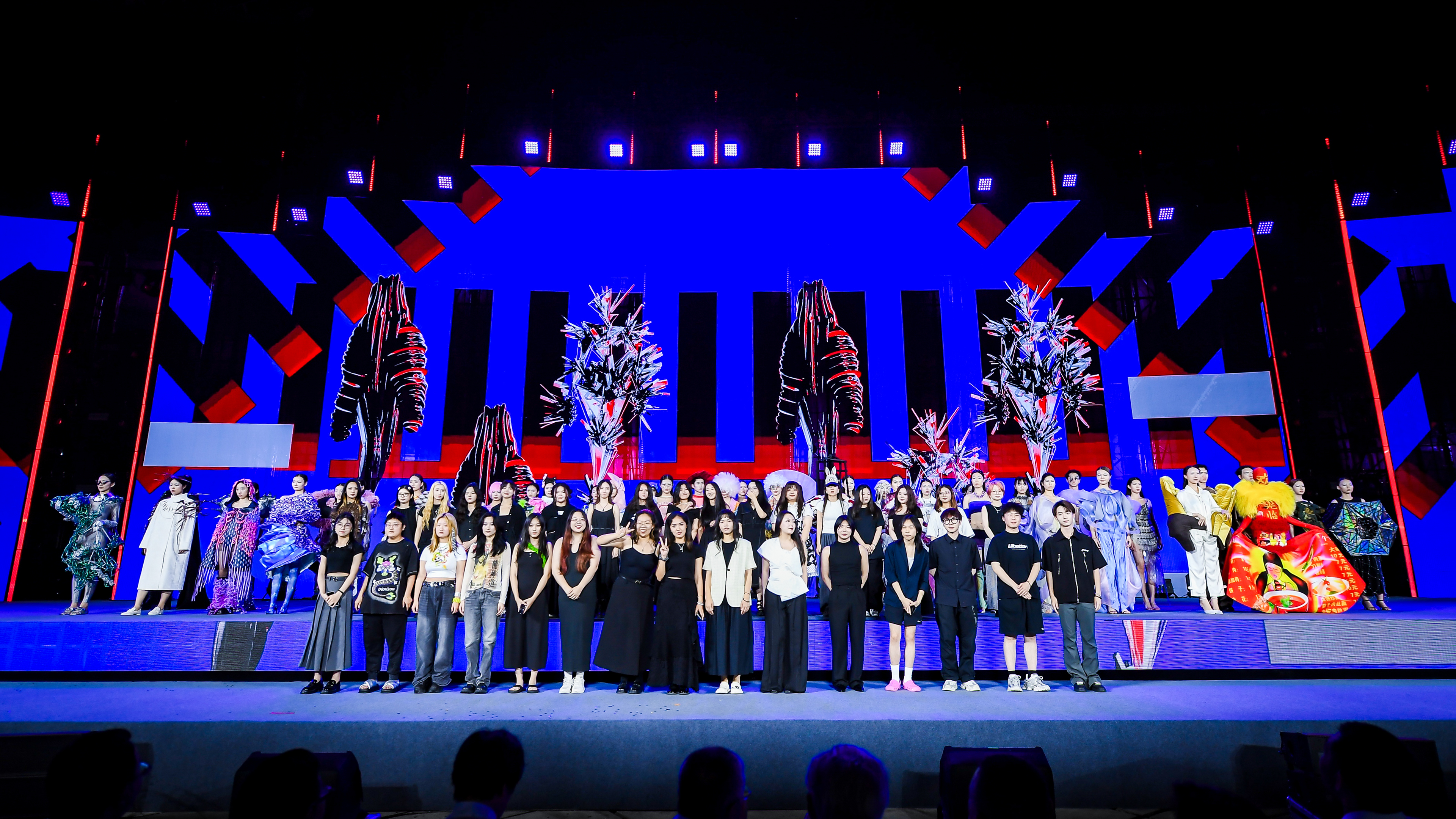 Sichuan Fine Arts Institute Museum Night, Elements IV. The mapped stage became a high-traffic archive entry, so the template had to support strong cover imagery.
